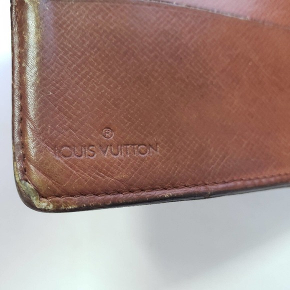 Vintage Louis Vuitton Men's Authentic LV Brown Bi-Fold Monogram Leather Wallet - Picture 4 of 15